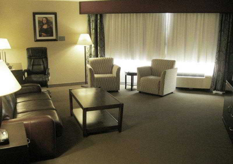 Causeway Bay Hotel Lansing Szoba fotó