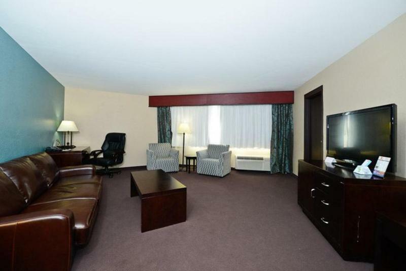 Causeway Bay Hotel Lansing Kültér fotó