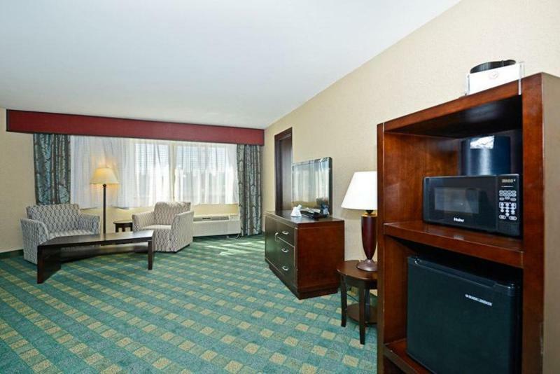 Causeway Bay Hotel Lansing Kültér fotó